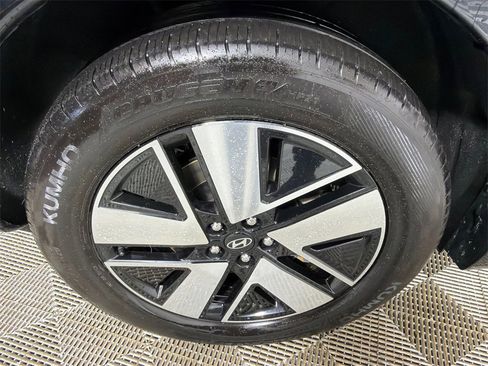 Used 2026 Hyundai Ioniq 9 SEL image 18