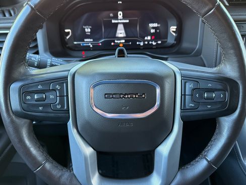 Used 2024 GMC Yukon XL Denali w/ Denali Reserve Package image 31