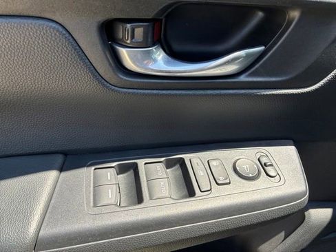 Used 2024 Honda CR-V Sport image 11