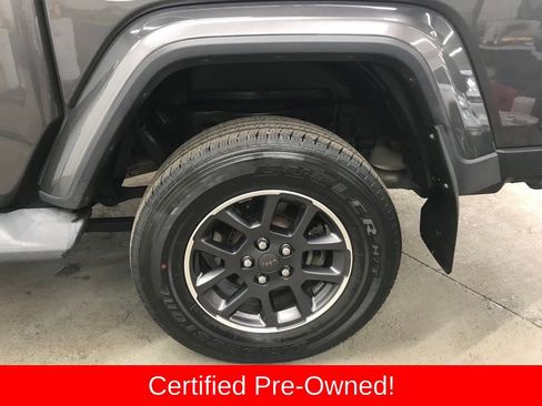 Certified 2020 Jeep Gladiator Overland image 44