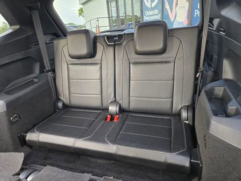 Used 2021 Volkswagen Tiguan SE R-Line image 45