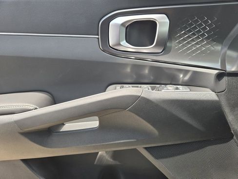 New 2026 Kia Sorento S FWD image 16