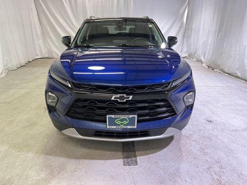 Used 2023 Chevrolet Blazer LT w/ Midnight/Sport Edition image 3