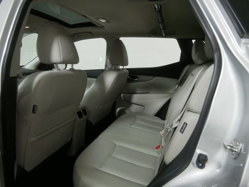 Used 2020 Nissan Rogue Sport SL w/ Premium Package image 20