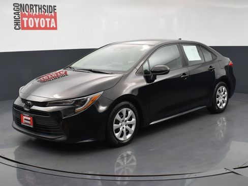 Used 2023 Toyota Corolla LE image 8