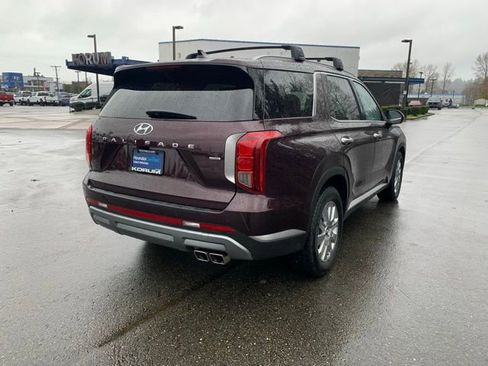 Certified 2025 Hyundai Palisade SEL image 7