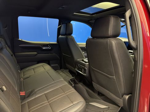 Used 2023 Chevrolet Silverado 1500 High Country w/ High Country Premium Package image 26