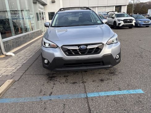 Used 2023 Subaru Crosstrek 2.5i Limited w/ Moonroof Package image 3