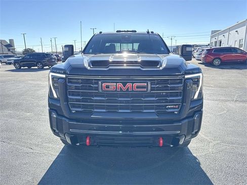 Used 2024 GMC Sierra 2500 AT4 w/ Technology Package image 7