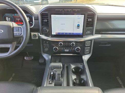 Certified 2022 Ford F150 Lariat w/ Trailer Tow Package image 18