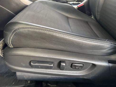 Used 2017 Honda Accord Sport image 14