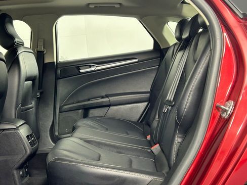 Used 2017 Ford Fusion Titanium image 15