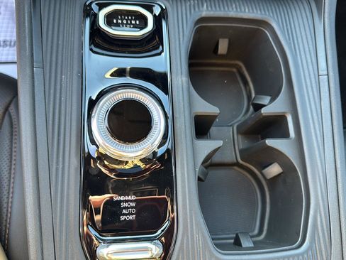 New 2026 Jeep Cherokee Overland w/ Advanced Pro Tech Group image 17