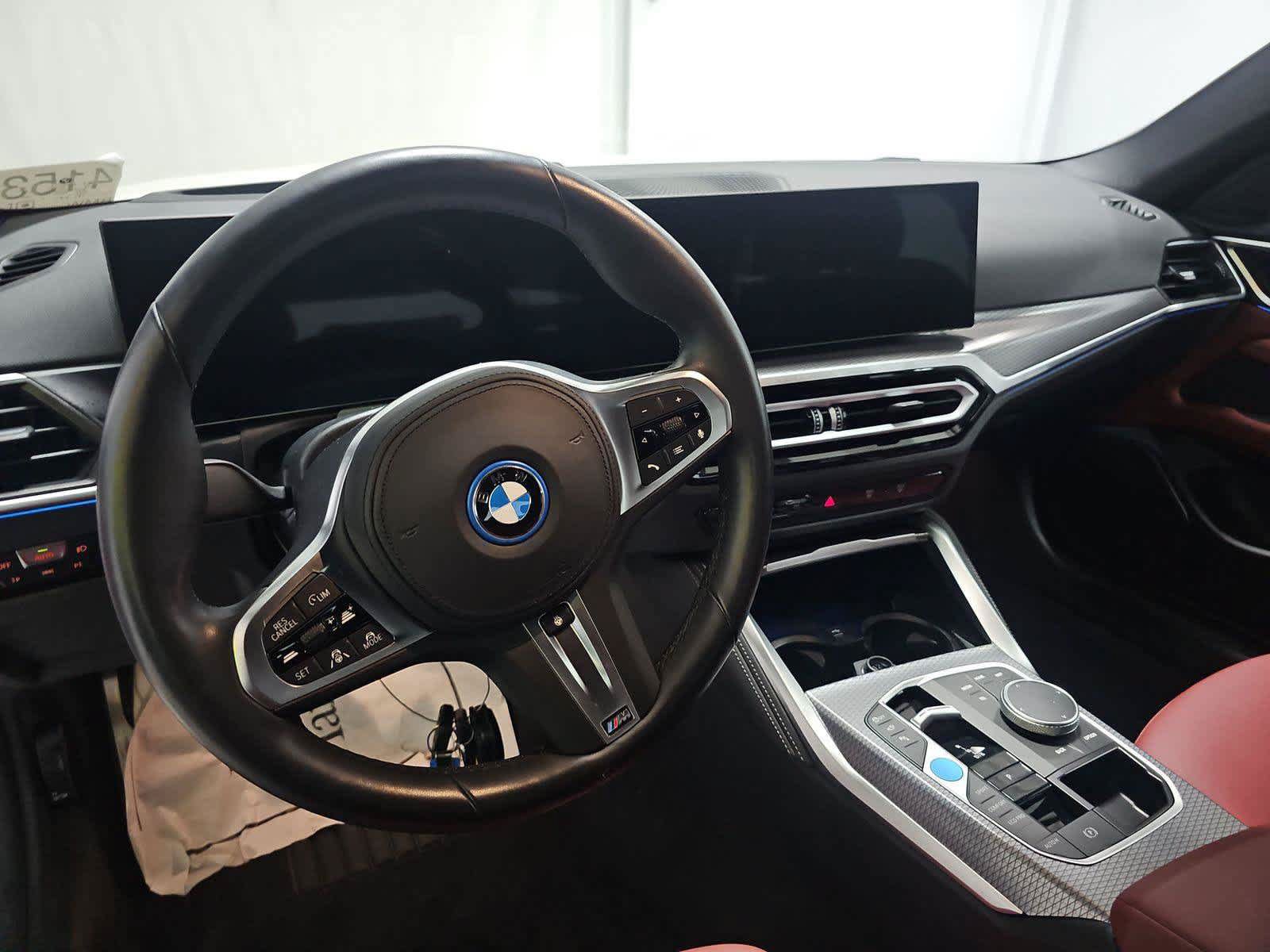 Used 2023 BMW i4 eDrive40 w/ M Sport Package RWD image 11