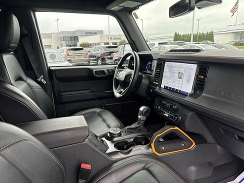 Used 2024 Ford Bronco Badlands AWD/4WD image 19