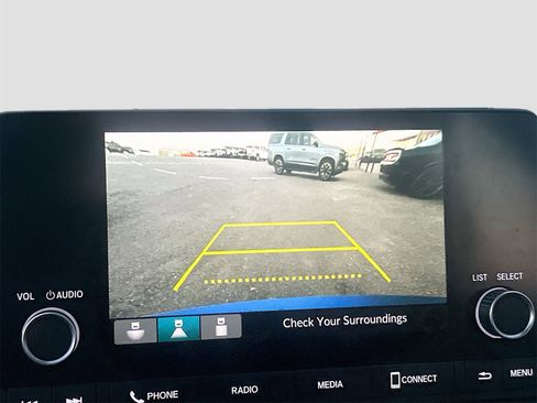 Used 2023 Honda Civic LX image 13