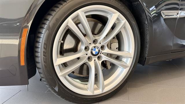 Used 2012 BMW 750i RWD image 14