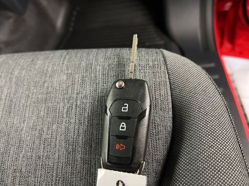 New 2026 Ford F250 XL w/ XL Chrome Package image 30