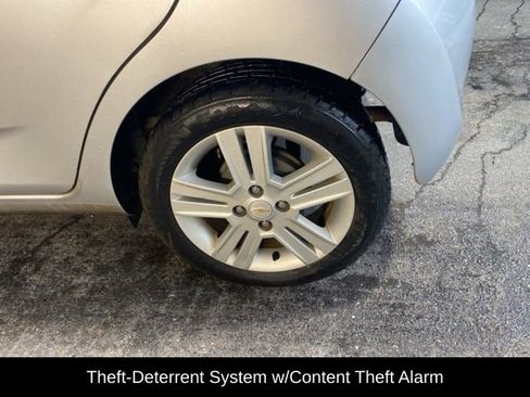 Used 2014 Chevrolet Spark LT image 9