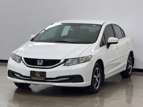 Used 2015 Honda Civic SE image 3