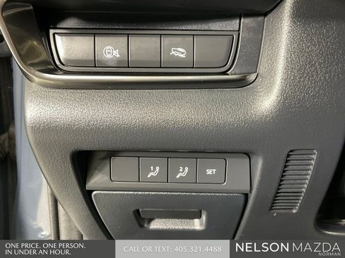 Certified 2025 MAZDA CX-30 AWD 2.5 S w/ Preferred Package image 42