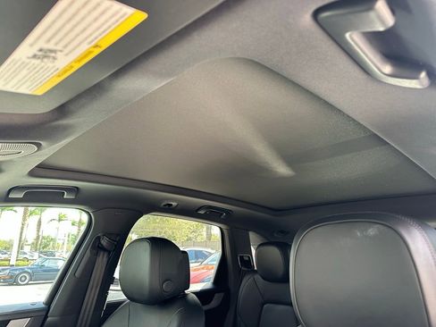 Used 2024 Porsche Cayenne S image 21