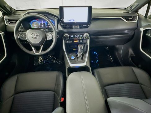 Used 2025 Toyota RAV4 XSE w/ Advanced Technology Package AWD/4WD image 27