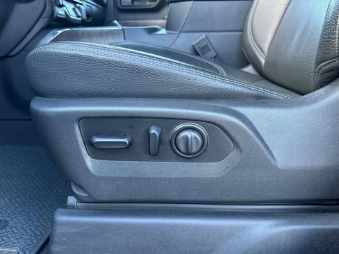 Used 2020 GMC Sierra 3500 Denali w/ Denali Ultimate Package image 12