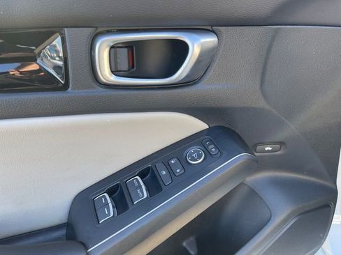 Certified 2024 Honda Civic Touring image 18