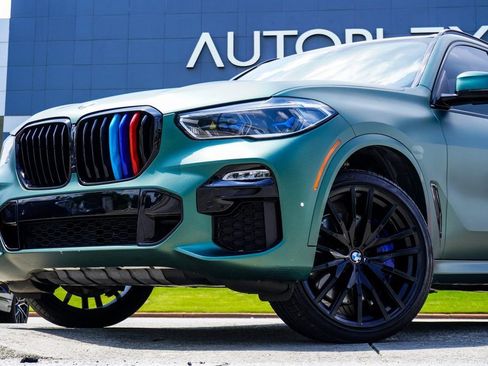 Used 2020 BMW X5 M50i w/ Premium Package image 2