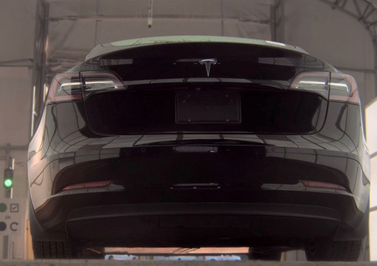 Used 2020 Tesla Model 3 Standard Range RWD image 7