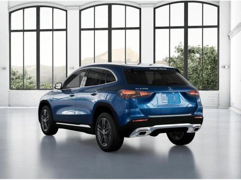 Certified 2025 Mercedes-Benz GLA 250 image 27