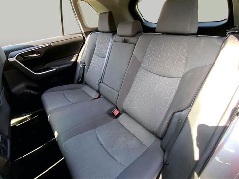 Used 2023 Toyota RAV4 XLE FWD image 39
