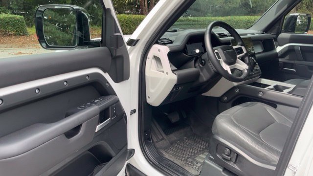 Certified 2026 Land Rover Defender 110 S AWD/4WD image 4