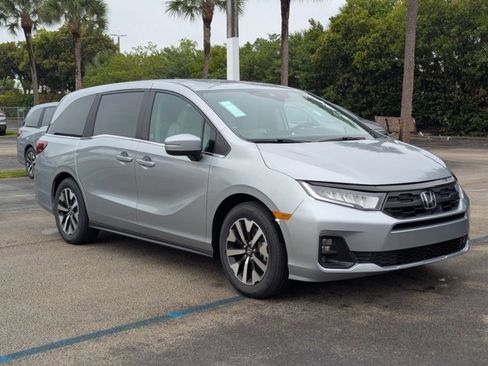 New 2026 Honda Odyssey EX-L image 6