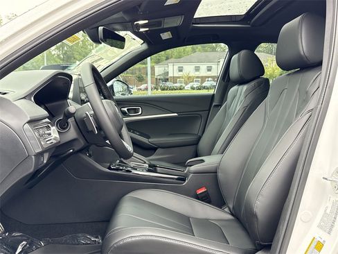 New 2025 Acura Integra A-Spec image 11