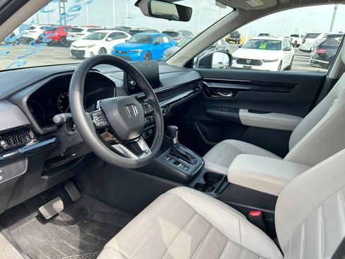 Used 2025 Honda CR-V EX-L image 10