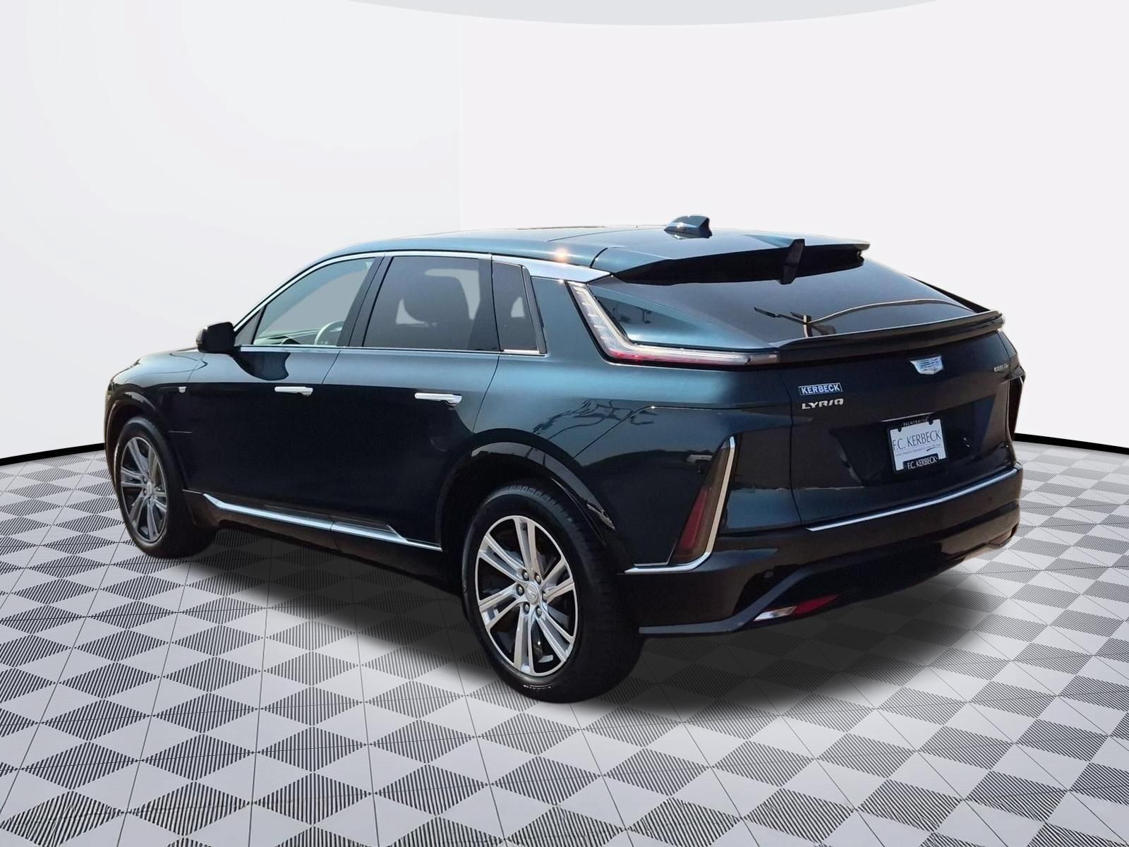 Certified 2024 Cadillac Lyriq Tech w/ Driver Assist Package AWD/4WD image 5