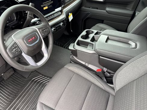 New 2026 GMC Sierra 1500 Elevation image 11