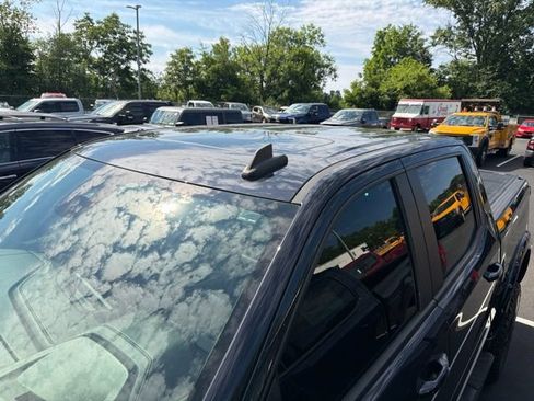 Used 2022 Chevrolet Silverado 1500 RST w/ All Star Edition Plus AWD/4WD image 11