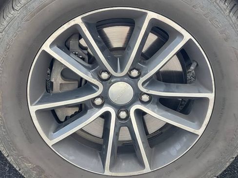 Used 2017 Dodge Grand Caravan GT FWD image 7