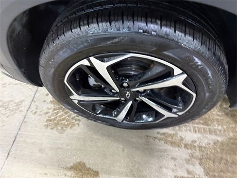 Used 2023 Chevrolet TrailBlazer RS w/ Technology Package image 16