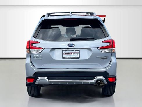 Used 2023 Subaru Forester Touring image 6
