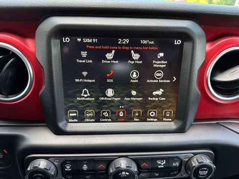 Used 2022 Jeep Wrangler Unlimited Rubicon w/ Dual Top Group AWD/4WD image 74