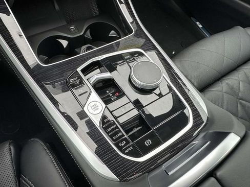 New 2026 BMW X5 xDrive40i w/ M Sport Package image 17