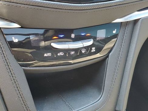 Certified 2024 Cadillac XT6 Luxury w/ LPO, Floor Liner Package AWD/4WD image 22