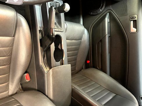 Used 2006 Ford Mustang GT image 26