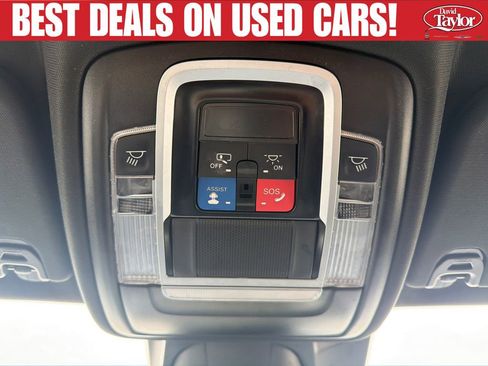 Used 2024 RAM 1500 Laramie AWD/4WD image 17