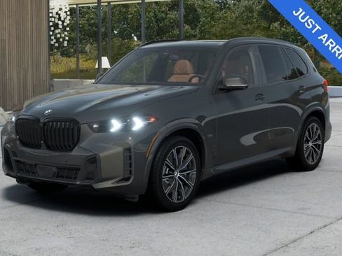 New 2026 BMW X5 xDrive40i w/ M Sport Package AWD/4WD image 1