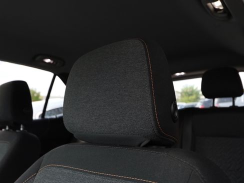 Used 2022 Chevrolet Equinox LT AWD/4WD image 12